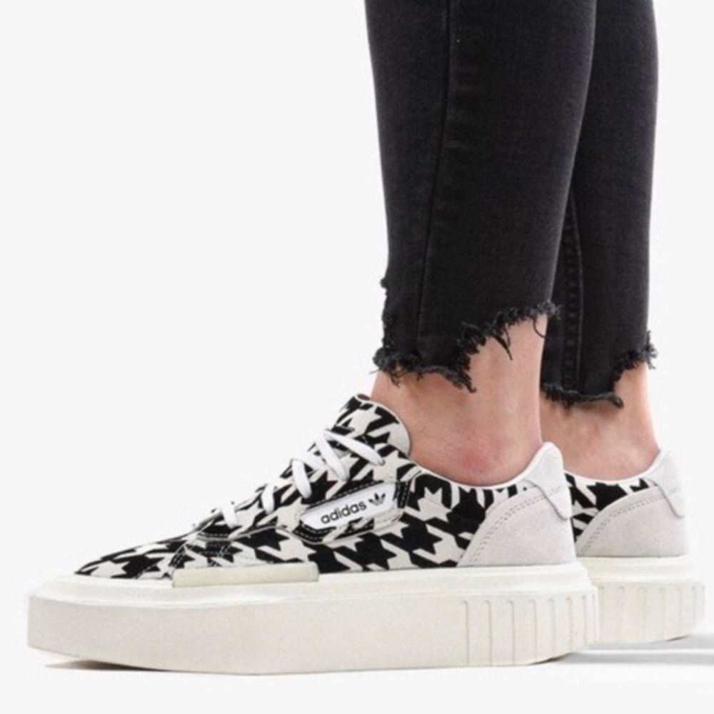 NWT Adidas HYPERSKEEK Platform Houndstooth Sneakers Women’s Sz 5.5